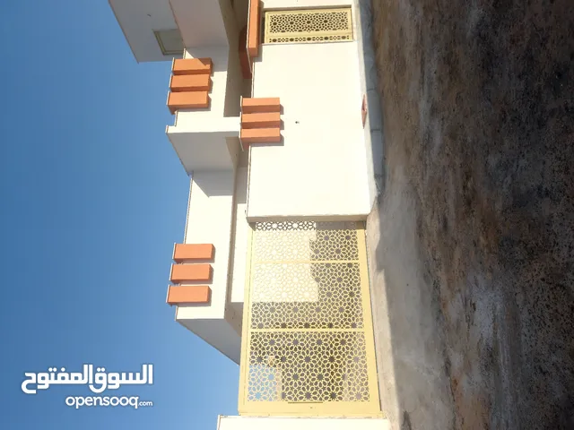180 m2 3 Bedrooms Townhouse for Sale in Tripoli Other