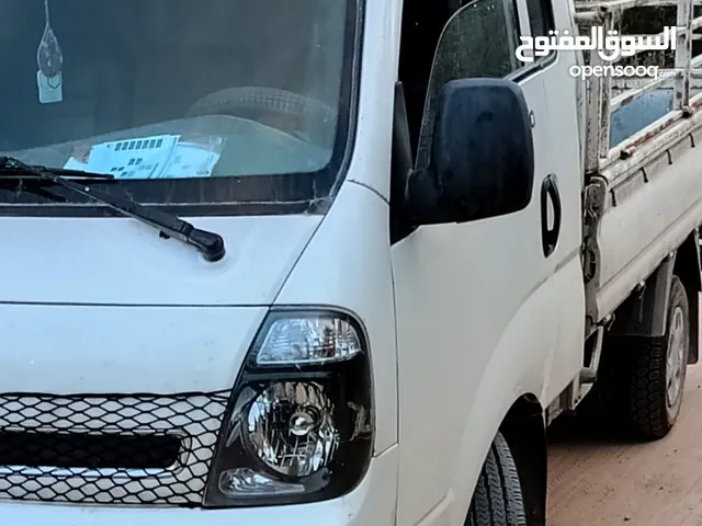 Used Kia Pregio in Zliten