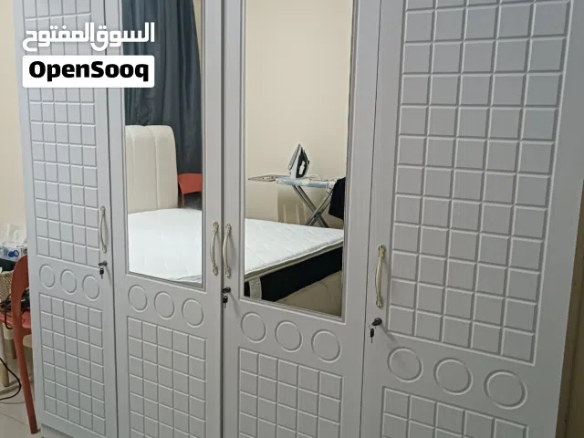 excellent condition closet for sale