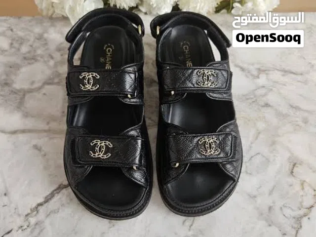 صندل شانيل الرياضي Chanel Dad Sandals