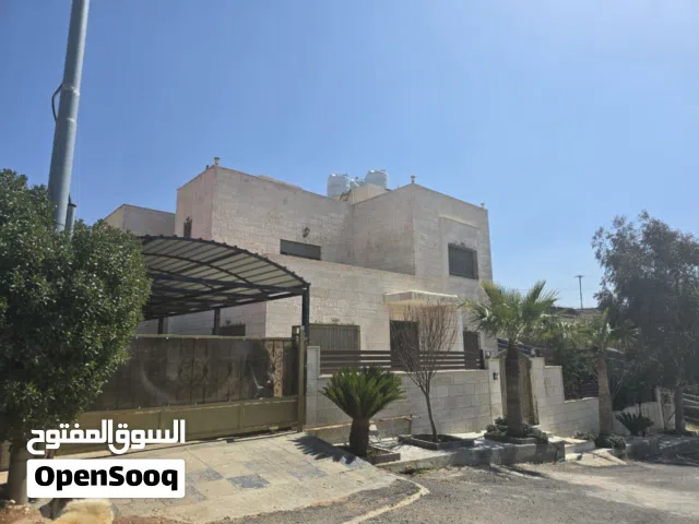350 m2 More than 6 bedrooms Townhouse for Sale in Amman Shafa Badran