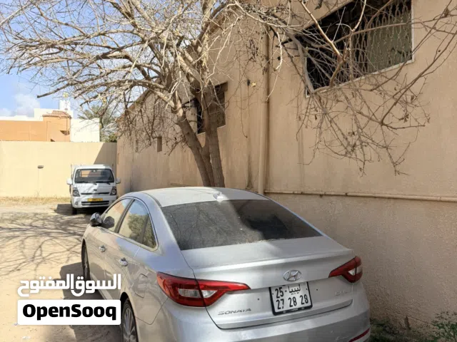 Used Hyundai Sonata in Tripoli