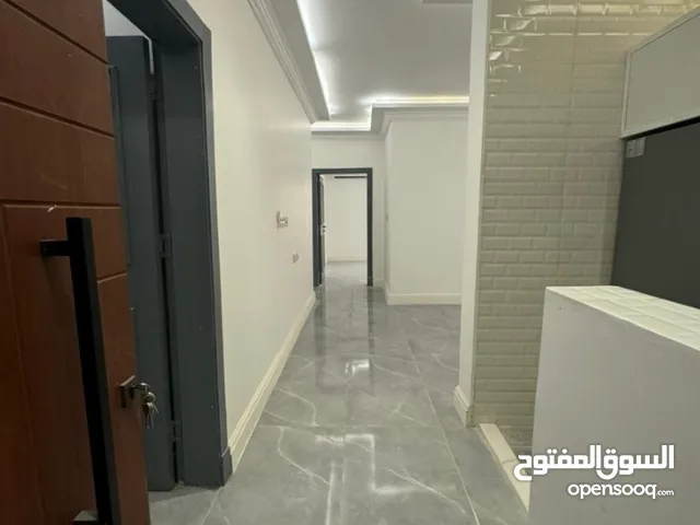 500 m2 5 Bedrooms Apartments for Rent in Jeddah Al Faiha
