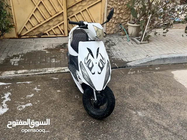 ماكس مضلع للبيع اقرأ الوصف.