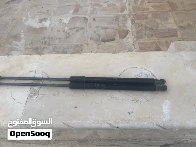 مساعد غطا خلفي تويوتا بريوس