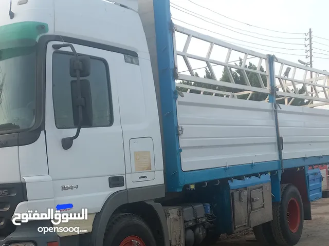 Chassis Mercedes Benz 2004 in Sharqia