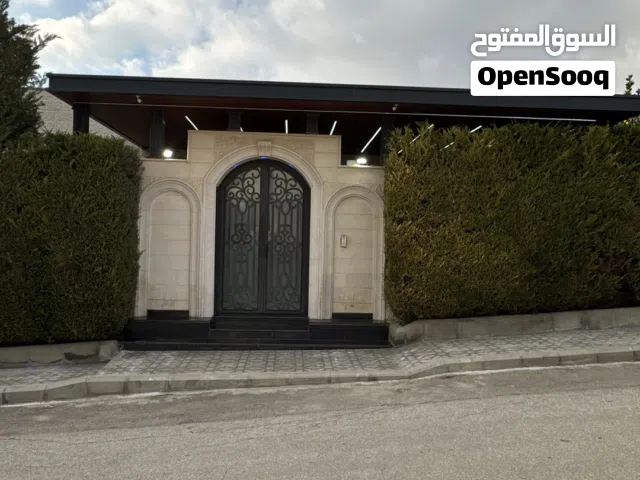 للبيع – فيلا مستقلة مميزة على شارعين الموقع: الظهير – طريق المطار-بالقرب من معرض عمان الدولي