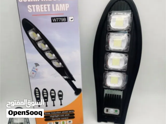 عمود اضاءه LED خارجي يعنل بالطاقه الشمسيه