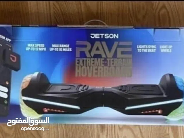 سكوتر نوع jetson يتحمل وزن تلى 100 كيلو غ مع خاصية تشغيل الاغاني والموسيقى يربط بتطبيق عبر الهاتف