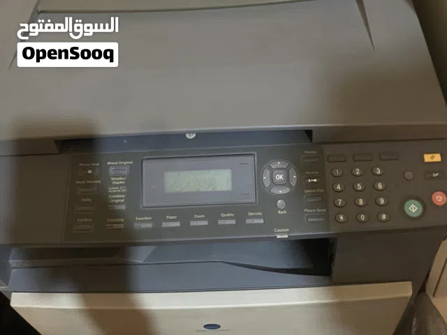طابعة نظيفة مسرفزة زي موضح في صور