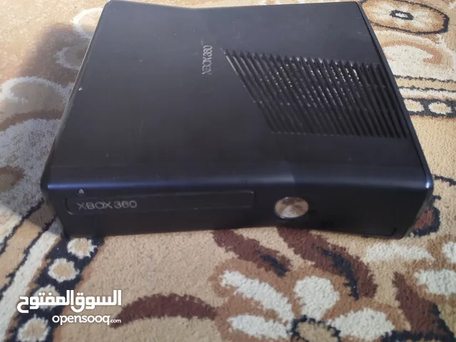 موجودxbox360slim مع محوله الأصلي وا ايد وحده عليه22لعبة
