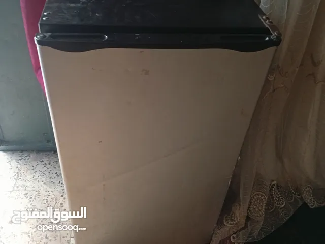 ثلاجه مكتب للبيع
