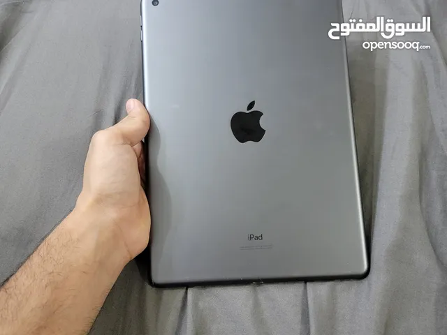 Apple iPad 7 32 GB in Aden