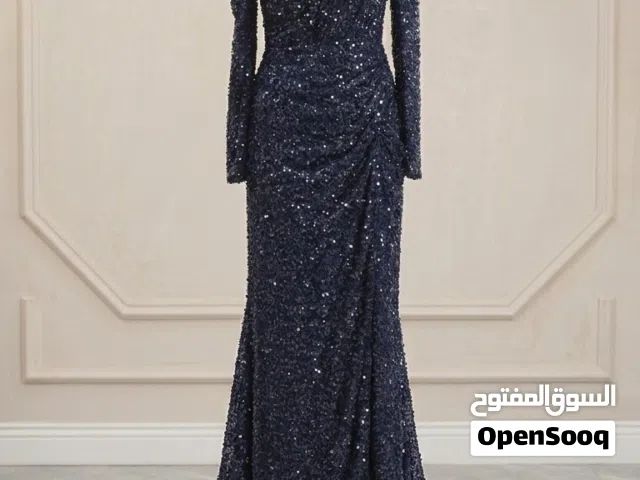 فستان سهره مستعمل مره واحده فقط