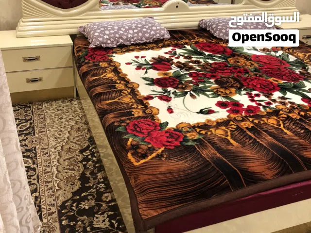 غرفة نوم بحال الجديد
