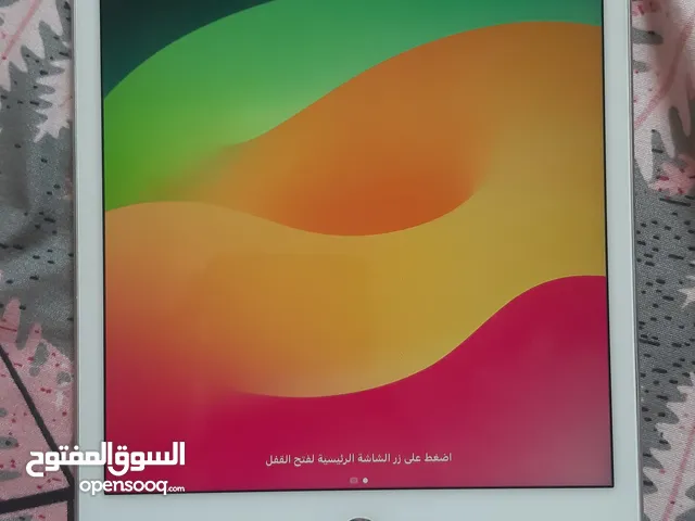 ipad mini5 256gb السعر 1300 لايعاني من اي اضرار