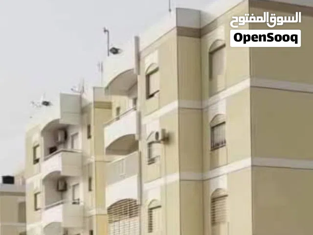 شقه للبيع في قاريونس