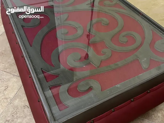 طاوله غرفه معيشه بحاله جيده