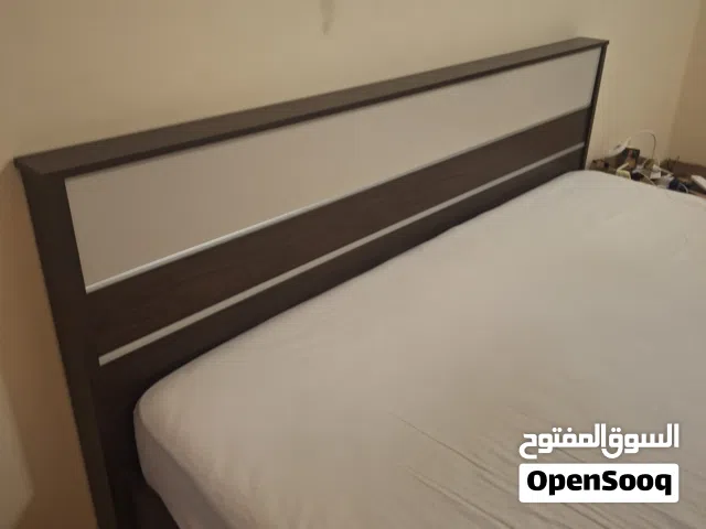 queen bed 180×200