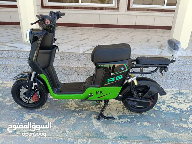 دراجه شحن ار9 طك كارتون مستخدم قليل