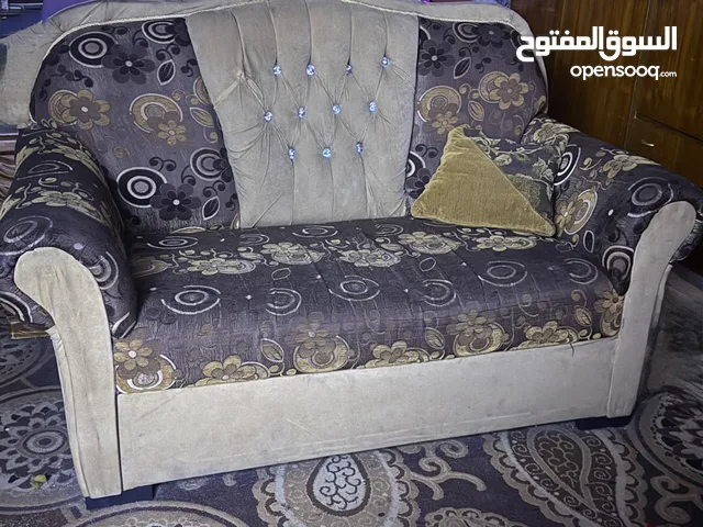 تخم قنفات عشر مقاعد لونه عسلي جوزي