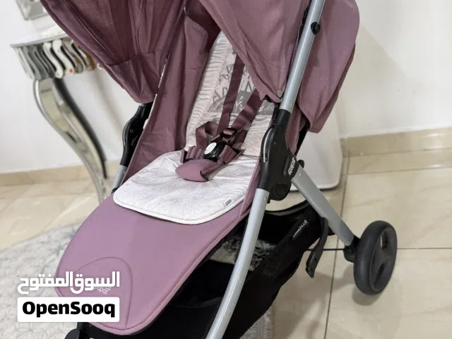 عربانه اطفال ماماز اند باباز معها بطانه ميموري فوم