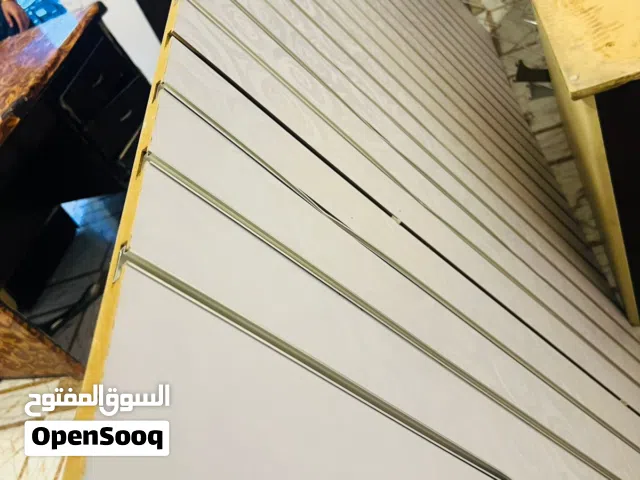 غراض محل ملابس مستعمله