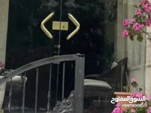 515m2 5 Bedrooms Villa for Sale in Amman Um El Summaq