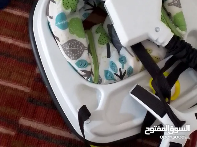 سرير اطفال مستويات وهزاز ونطاطة اطفال