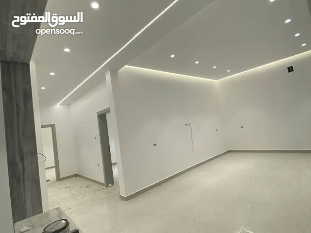 دور من فيلا للايجار جنزور الشرقيه بالقرب من جريره المشتل والاديداس تشطيب vip