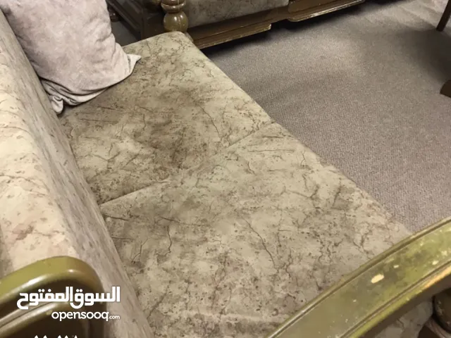 طقمين مرس للبيع يتكون كل طقم من 7 مقاعد