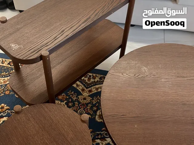 ثلاث طاولات خشب طبيعي وماشالله امورها ممتازه