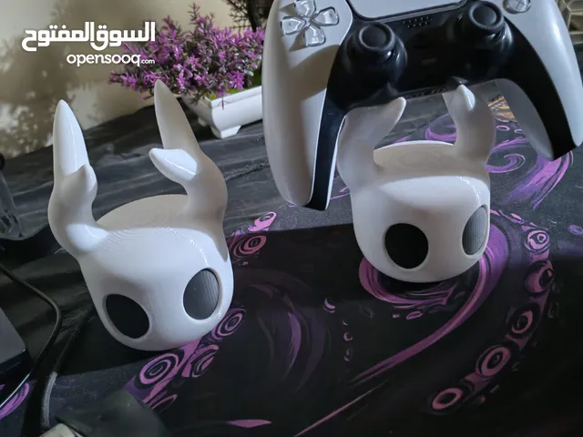 اشتري 1 ستاند يد تحكم واحصل على الاخرى مجانا