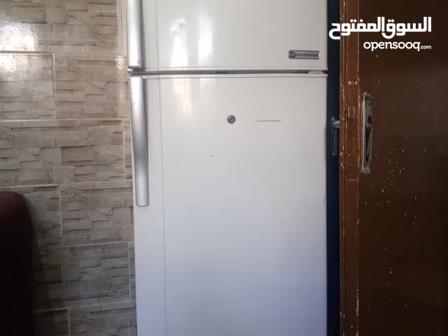 ثلاجة مستخدمة للبيع بحالة جيدة جداً 16 قدم