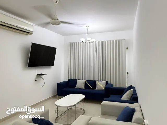 شقة للاجار في بوشر غرفتين وصاله مفروشه بالكامل