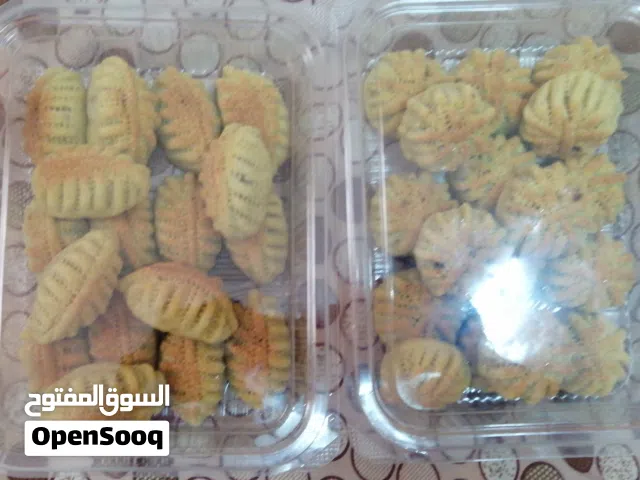 شوكولا ومعمول كعك الاساور  معمول فستق الحلبي  معمول جوز