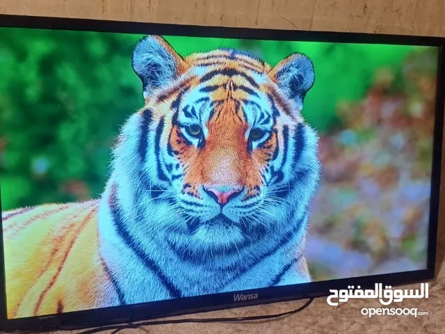 Wansa 40 inches led with original remote and stand Hdmi 3 USB