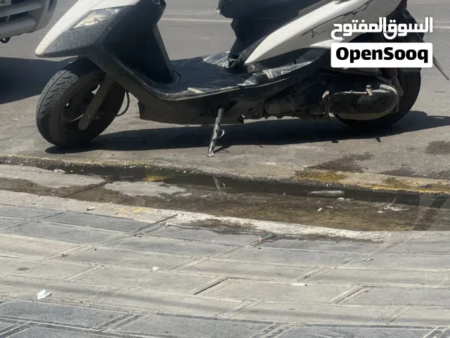 2017 ياماها XMAX