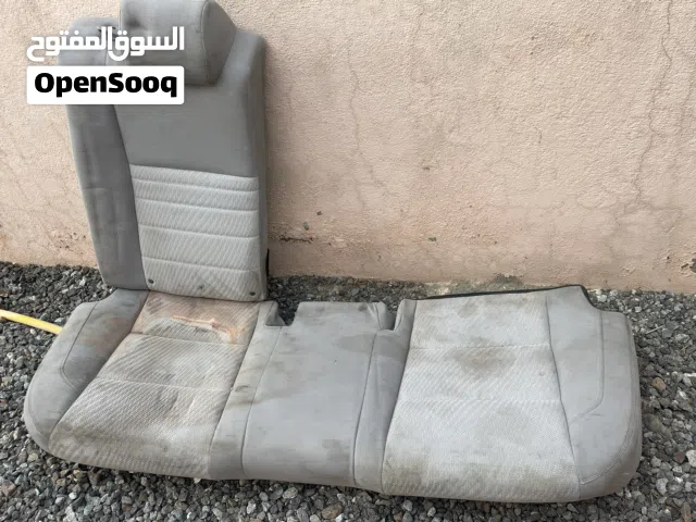 اغراض كامري بنفر كرسي خلف لين خلف صغير وزوائد جانبيه