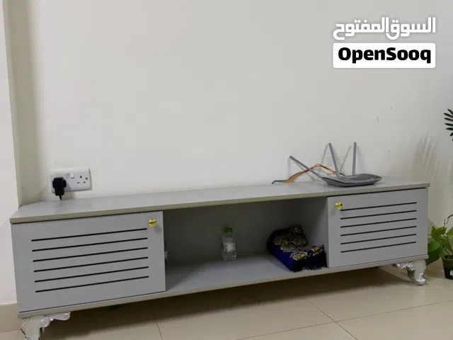 طاوله تلفزيون نظيفه جدا