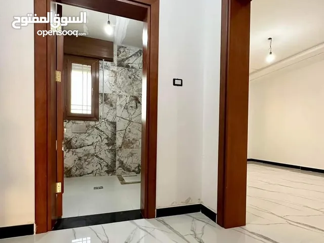 500m2 More than 6 bedrooms Villa for Sale in Tripoli Ain Zara