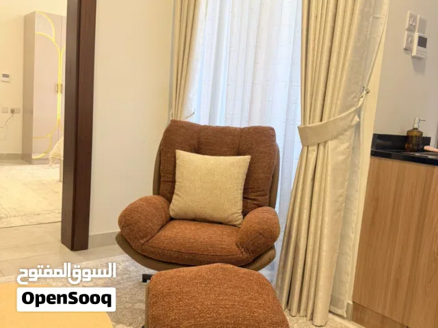 شقة فاخرة مفروشة للإيجار في الخوض Furnished  apartment for rent مميزة