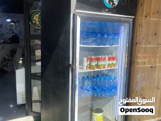 ثلاجه عرض كبيره وتبريدها قوي