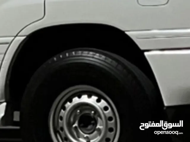 Other 16 Tyre & Rim in Abu Dhabi