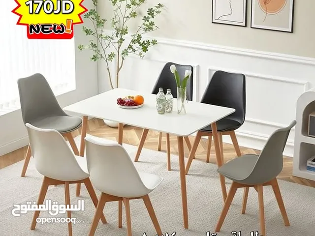 طاولة سفرة ابيض للبيع مطقوشة الزاوية اشي بسيط