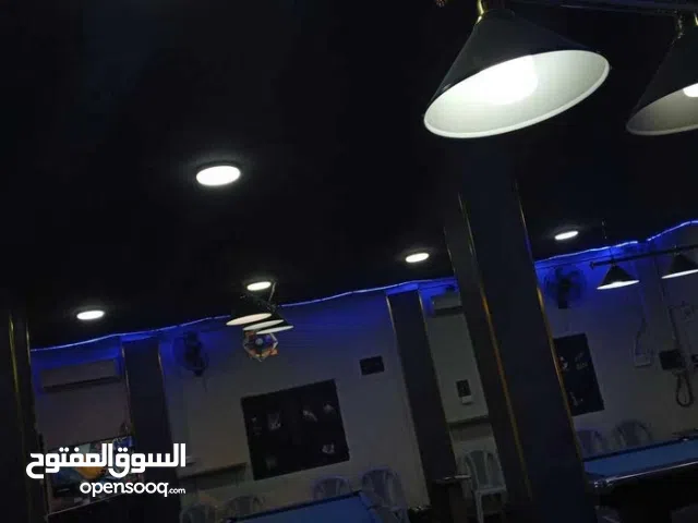 صالة بمساحة 200 م2 لاصحاب المطابخ والمستودعات