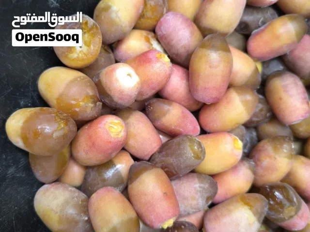 فسائل نخيل ويوجد سح نفيعه للحيوانات