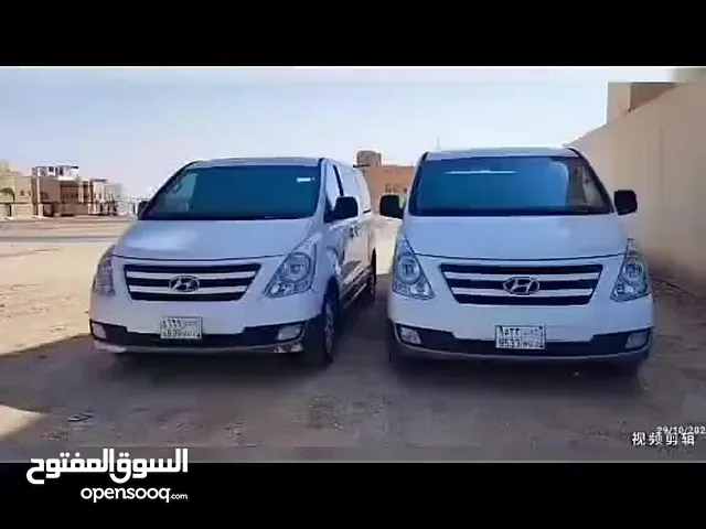 **عاد التوصيل بأمان** خدمات نقل موثوقة للجميع - توصيل مدارس - جامعات - موظفات - دوامات - مشاوير