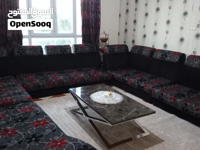 200 m2 5 Bedrooms Townhouse for Sale in Tripoli Tajura