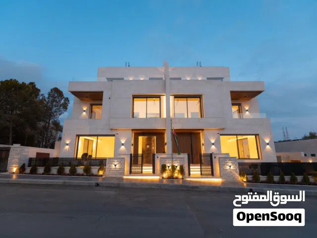 دابوق فيلا مودرن 780م قرب مول دابوق فلج للنخبه أعلى مستوى تشطيبات  فخمه جدا جدا لأصحاب الذوق الرفيع